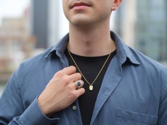 Why men's jewelry is making a comeback in style